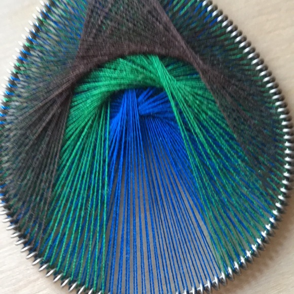 Shoulder Sweep Earrings - Picture 2 of 4